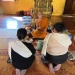 Cérémonie dans un sanctuaire bouddhiste à Vientiane Cérémonie dans un sanctuaire bouddhiste à Vientiane