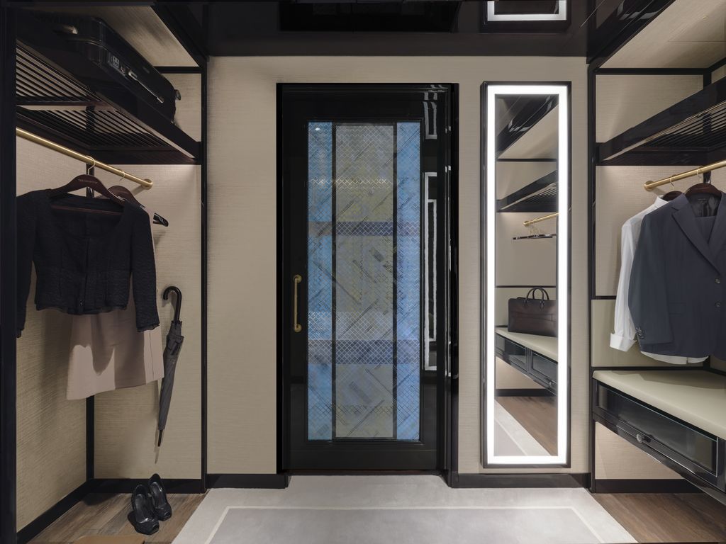Istanbul_Accommodation_Executive Bosphorus Suite_Dressing Room 2