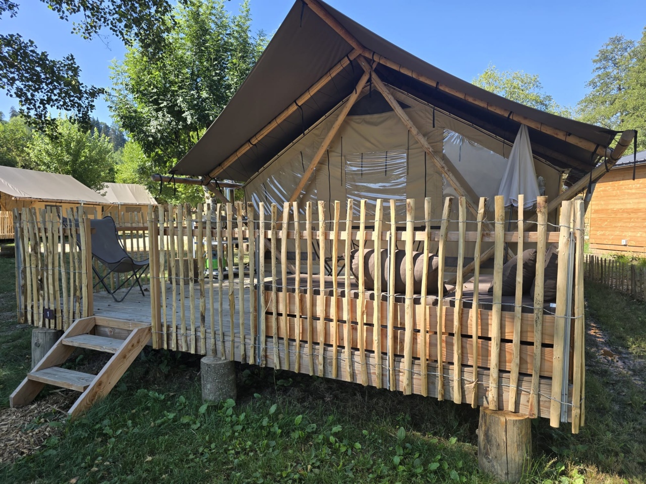 Tente toile & bois