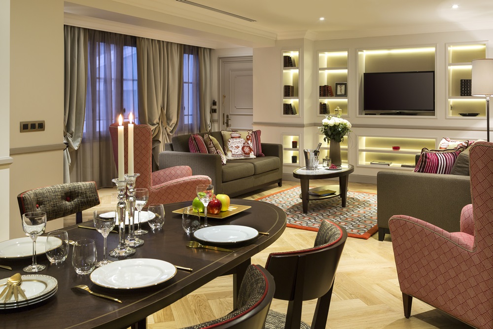 Cit Suites Arc de Triomphe_Suite Tour Eiffel_ living room 03-HR Cit Suites Arc de Triomphe_Suite Tour Eiffel_ living room 03-HR